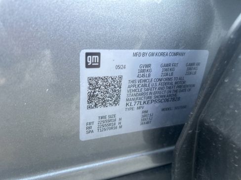 Used 2025 Chevrolet Trax ACTIV w/ Driver Confidence Package image 35