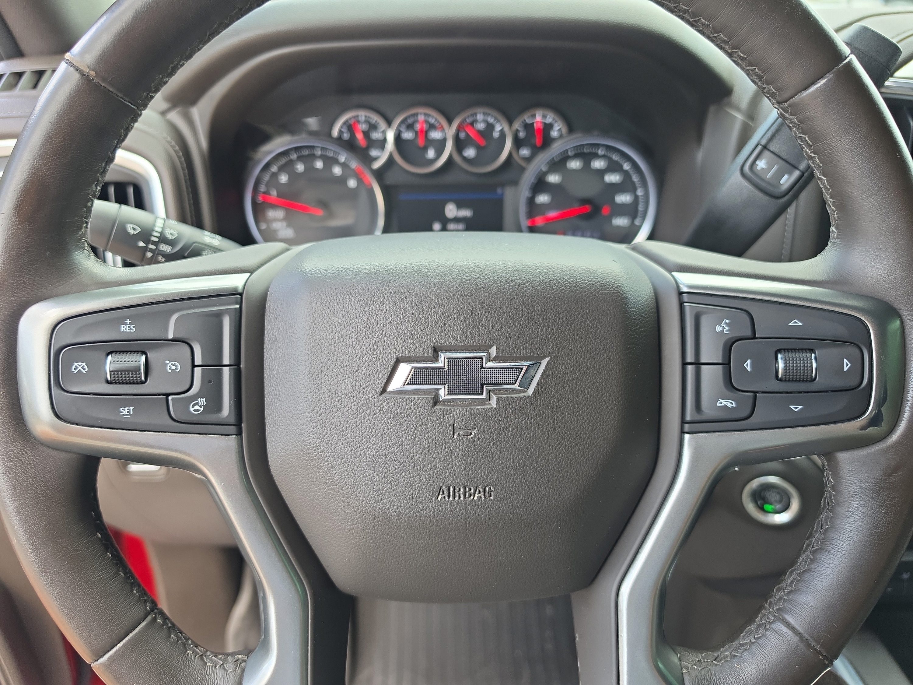 Used 2021 Chevrolet Silverado 1500 RST AWD/4WD image 36