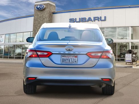 Used 2019 Toyota Camry L image 3