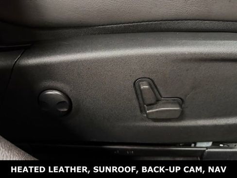 Used 2022 Chrysler 300 S image 29