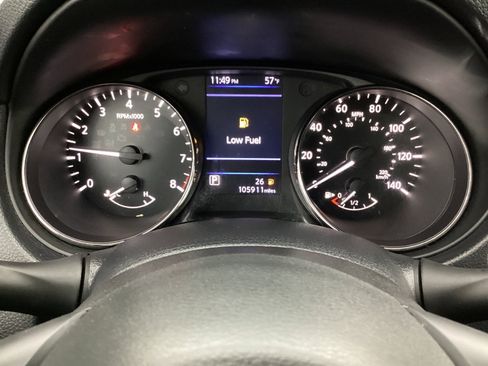 Used 2019 Nissan Rogue SV image 26