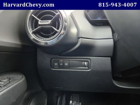 Used 2026 Chevrolet Equinox EV LT w/ Comfort Package image 22