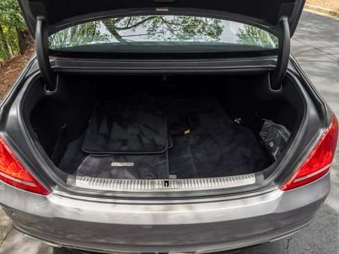 Used 2018 Genesis G90 5.0 Ultimate RWD image 74