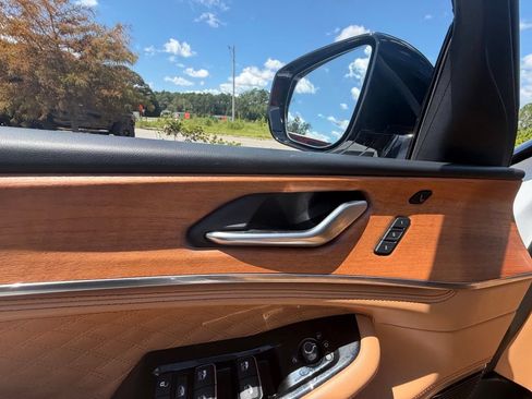 Used 2022 Jeep Grand Cherokee Summit AWD/4WD image 47