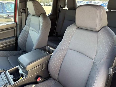 Certified 2025 Toyota Tacoma SR5 image 10