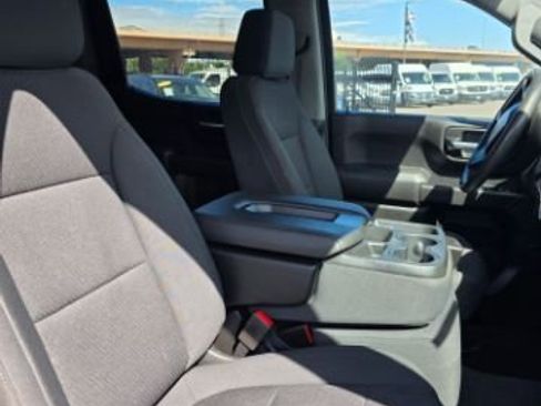 Used 2022 Chevrolet Silverado 1500 Custom image 36