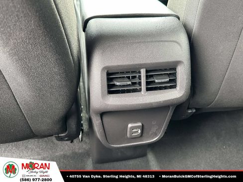 Certified 2024 Chevrolet Equinox LT FWD image 13