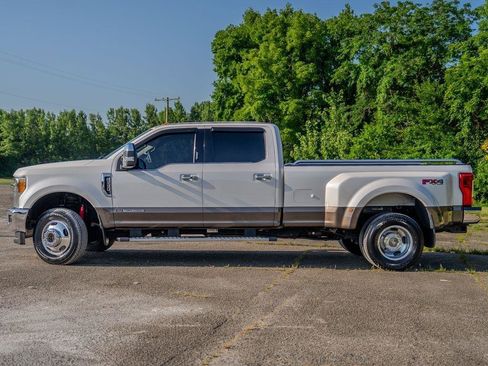 Used 2017 Ford F350 King Ranch w/ Chrome Package AWD/4WD image 5