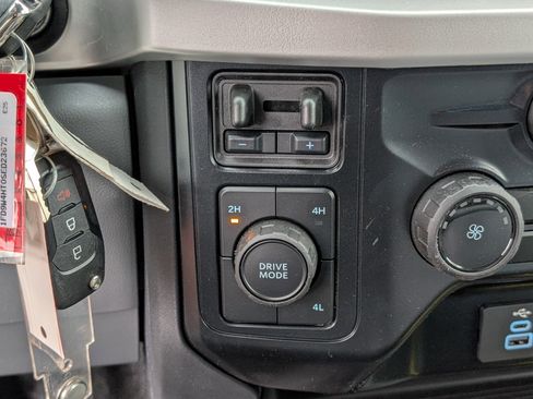 New 2025 Ford F450 XL image 27