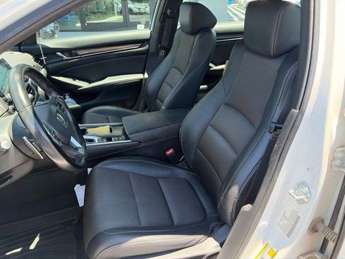 Used 2022 Honda Accord Sport image 14