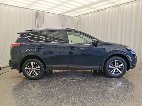 Certified 2018 Toyota RAV4 XLE w/ Plus Extra Value Package AWD/4WD image 17