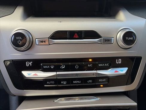 Used 2020 Ford Explorer 2WD image 11