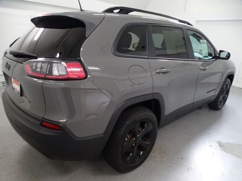 Certified 2023 Jeep Cherokee Altitude Lux w/ Lux Elite Package AWD/4WD image 24