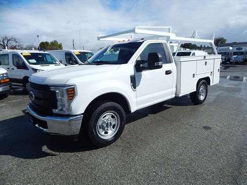 Used 2018 Ford F350 XL w/ Power Equipment Group image 1