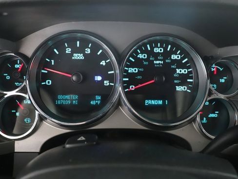 Used 2011 Chevrolet Silverado 2500 LT w/ Snow Plow Prep Package image 21