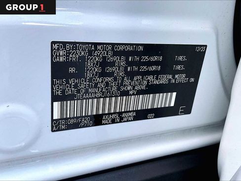 Used 2024 Toyota Venza LE image 35