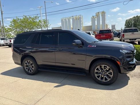 Used 2024 Chevrolet Tahoe Z71 w/ Z71 Off-Road Package AWD/4WD image 1