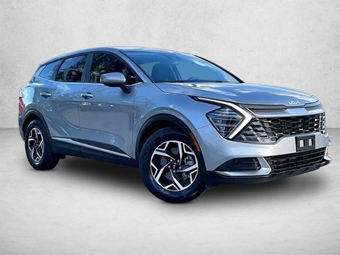 Used 2024 Kia Sportage LX FWD image 12