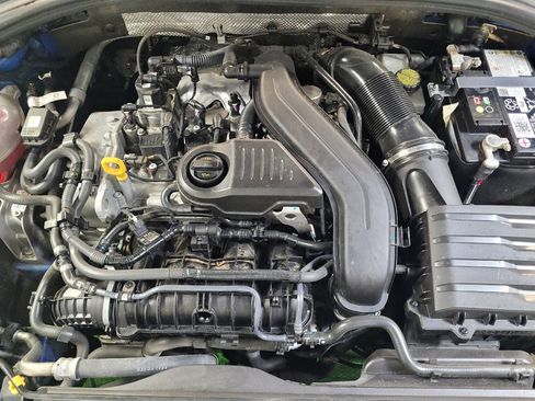 Used 2024 Volkswagen Jetta SE FWD image 30