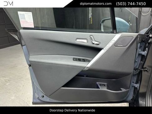 Used 2026 BMW iX xDrive60 w/ M Sport Package AWD/4WD image 23
