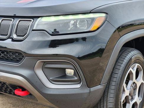 Certified 2022 Jeep Compass Trailhawk w/ Trailhawk Elite Group AWD/4WD image 10