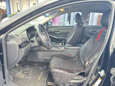 Used 2024 Nissan Sentra SR w/ SR Premium Package image 5