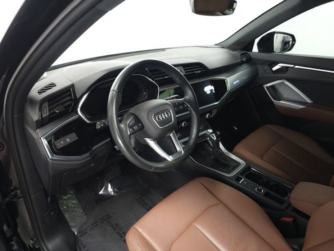 Used 2021 Audi Q3 2.0T Premium Plus w/ Premium Plus Package AWD/4WD image 8