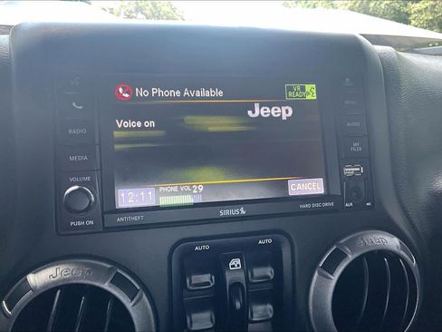 Used 2017 Jeep Wrangler Unlimited Sport w/ Quick Order Package 24S AWD/4WD image 35