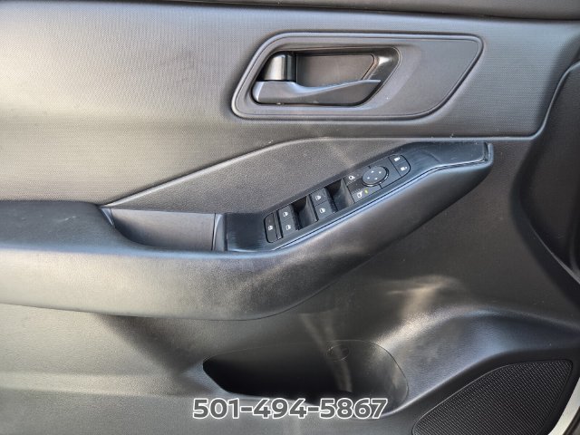 Used 2024 Nissan Rogue S AWD/4WD image 24