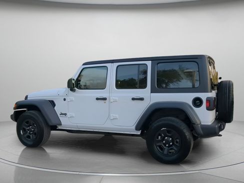 Used 2026 Jeep Wrangler Unlimited Sport AWD/4WD image 18