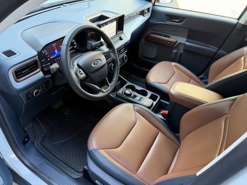 Used 2023 Ford Maverick Lariat w/ Equipment Group 500A Standard image 14