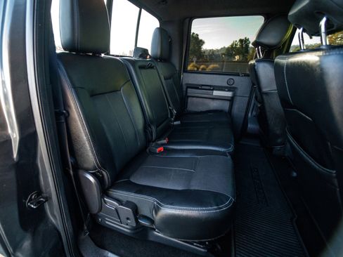 Used 2016 Ford F250 Lariat w/ Lariat Ultimate Package image 12