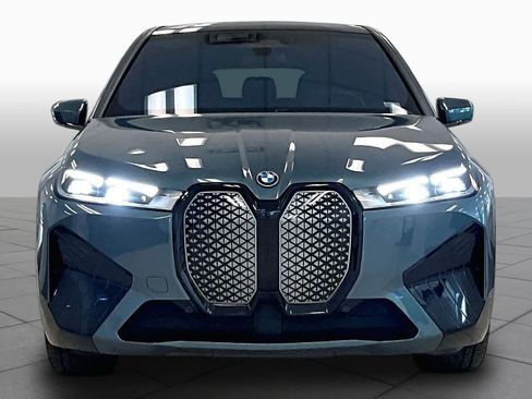 Used 2024 BMW iX xDrive50 w/ Sport Package AWD/4WD image 3