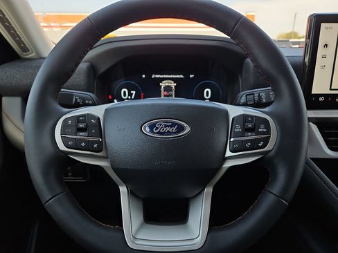 New 2026 Ford Explorer Active w/ Active Comfort Package RWD image 27