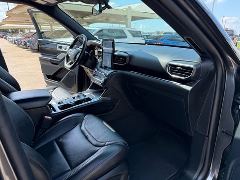 Used 2020 Ford Explorer ST w/ ST Street Pack AWD/4WD image 16