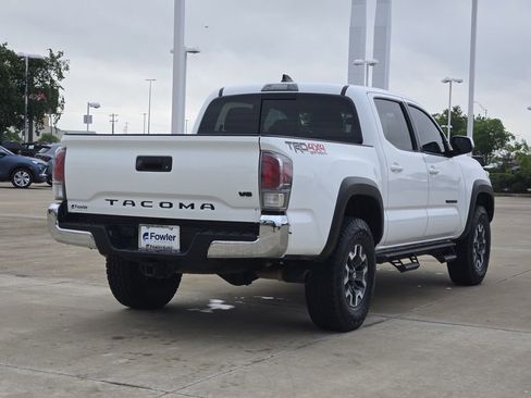 Used 2023 Toyota Tacoma TRD Off-Road AWD/4WD image 7