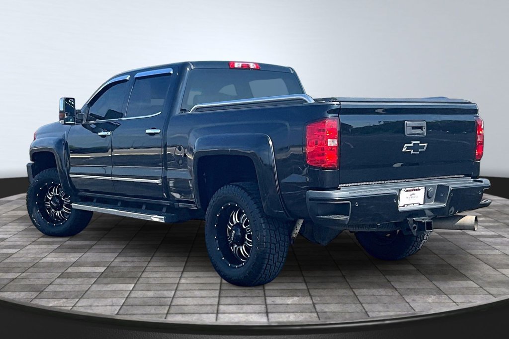 Used 2018 Chevrolet Silverado 3500 LTZ w/ Duramax Plus Package AWD/4WD image 11