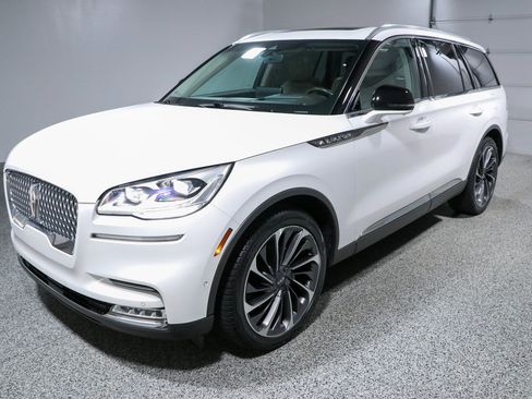 Used 2023 Lincoln Aviator Reserve w/ Equipment Group 201A RWD image 36