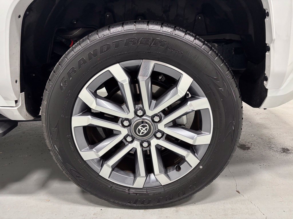 Used 2026 Toyota 4Runner Limited AWD/4WD image 63