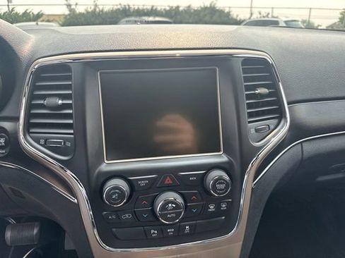 Used 2014 Jeep Grand Cherokee Limited AWD/4WD image 23