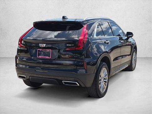 Used 2023 Cadillac XT4 Luxury w/ Driver Awareness Package FWD image 5