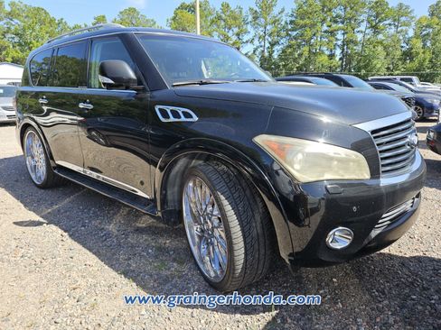 Used 2012 INFINITI QX56 4WD w/ Deluxe Touring Pkg image 4