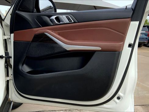 Used 2020 BMW X5 sDrive40i w/ Convenience Package image 21