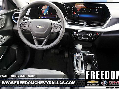 New 2026 Chevrolet Trax LT image 17