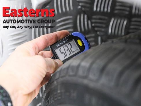 Used 2023 Toyota Camry SE FWD image 27