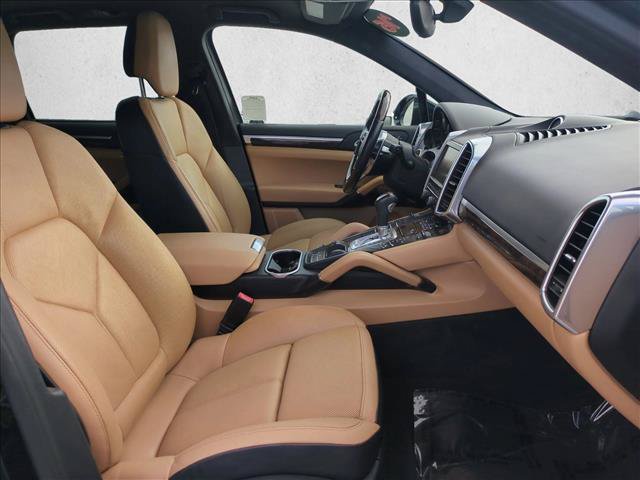 Used 2016 Porsche Cayenne Diesel AWD/4WD image 22