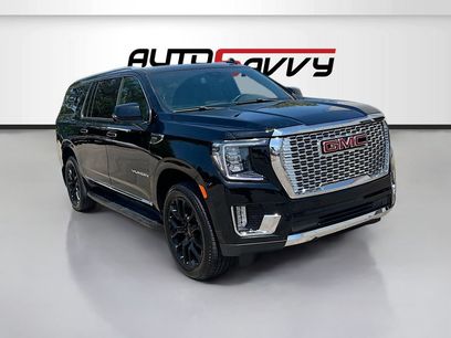 Used 2023 GMC Yukon XL SLT w/ SLT Premium Package