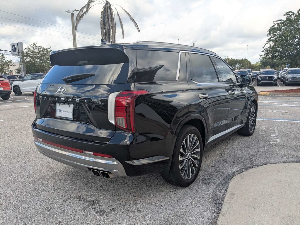 Used 2025 Hyundai Palisade Calligraphy FWD image 7