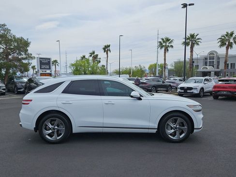 Certified 2026 Genesis GV70 2.5T Select AWD/4WD image 9