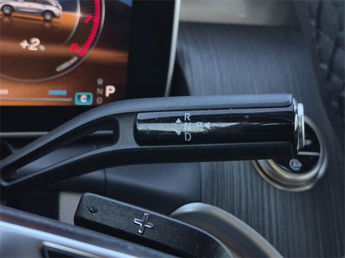 Certified 2025 Mercedes-Benz GLC 300 image 18